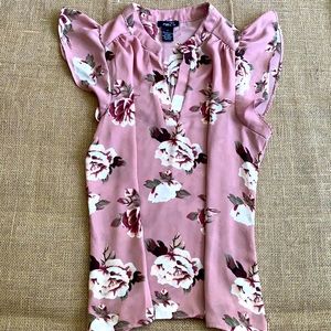 Floral short sleeved blouse